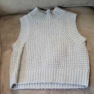 Jessica Simpson Light Green Sleeveless Knit Crop Turtleneck